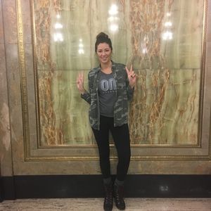 Meet your Posher, Ashley